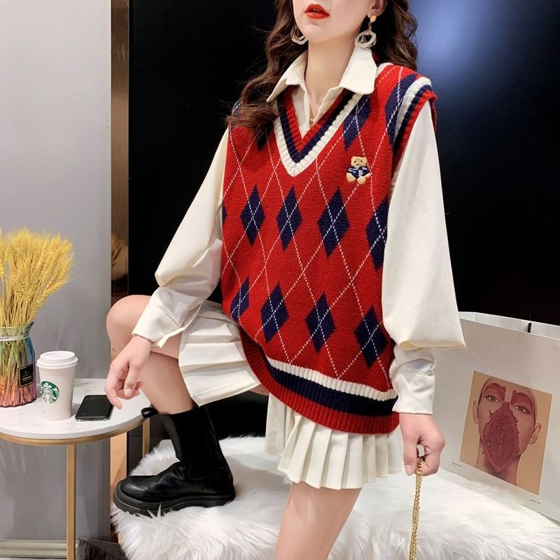 Winter Clothing Trends 2025 Women'S - Red Knit Vests for Women Sleeveless