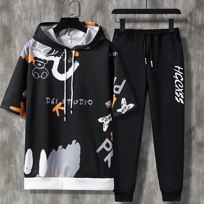 New in Hoodies & Sweatshirts M - Winter Clothing Essential recension och pris