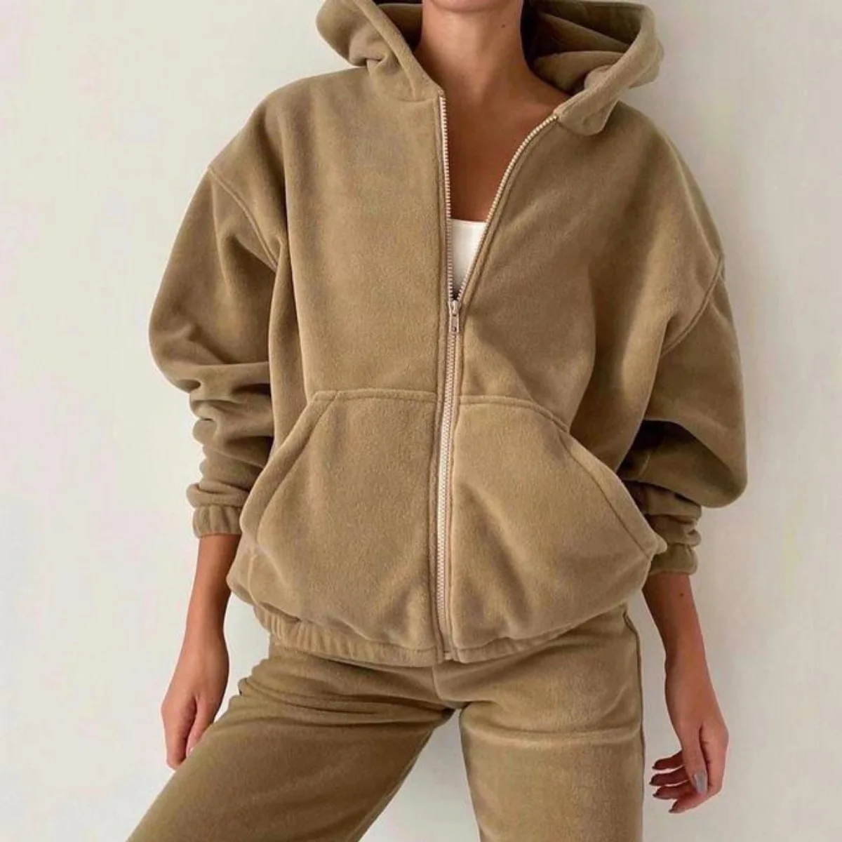 Europe America 2025 Autumn and - Winter Clothing Europe recension och pris