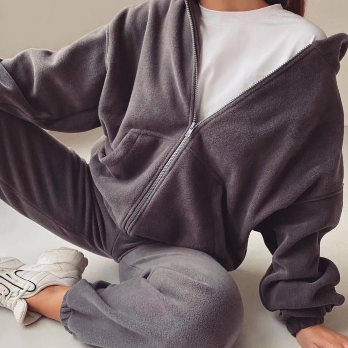 Europe America 2025 Autumn and - Winter Clothing Europe recension och pris